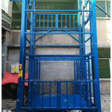 直銷鏈條導(dǎo)軌式液壓貨梯，液壓叉車，液壓起重貨梯安裝施工